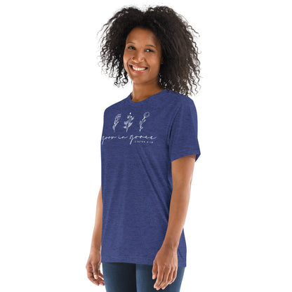 Grow in Grace 1 Peter 3:18 (W) Women's Short Sleeve T-shirt