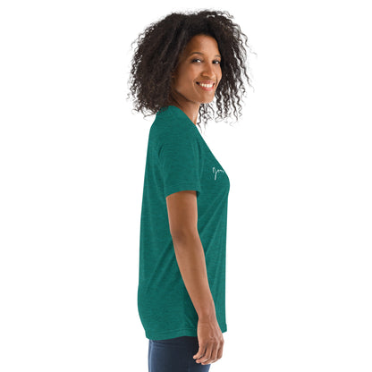 Grow in Grace 1 Peter 3:18 (W) Women's Short Sleeve T-shirt